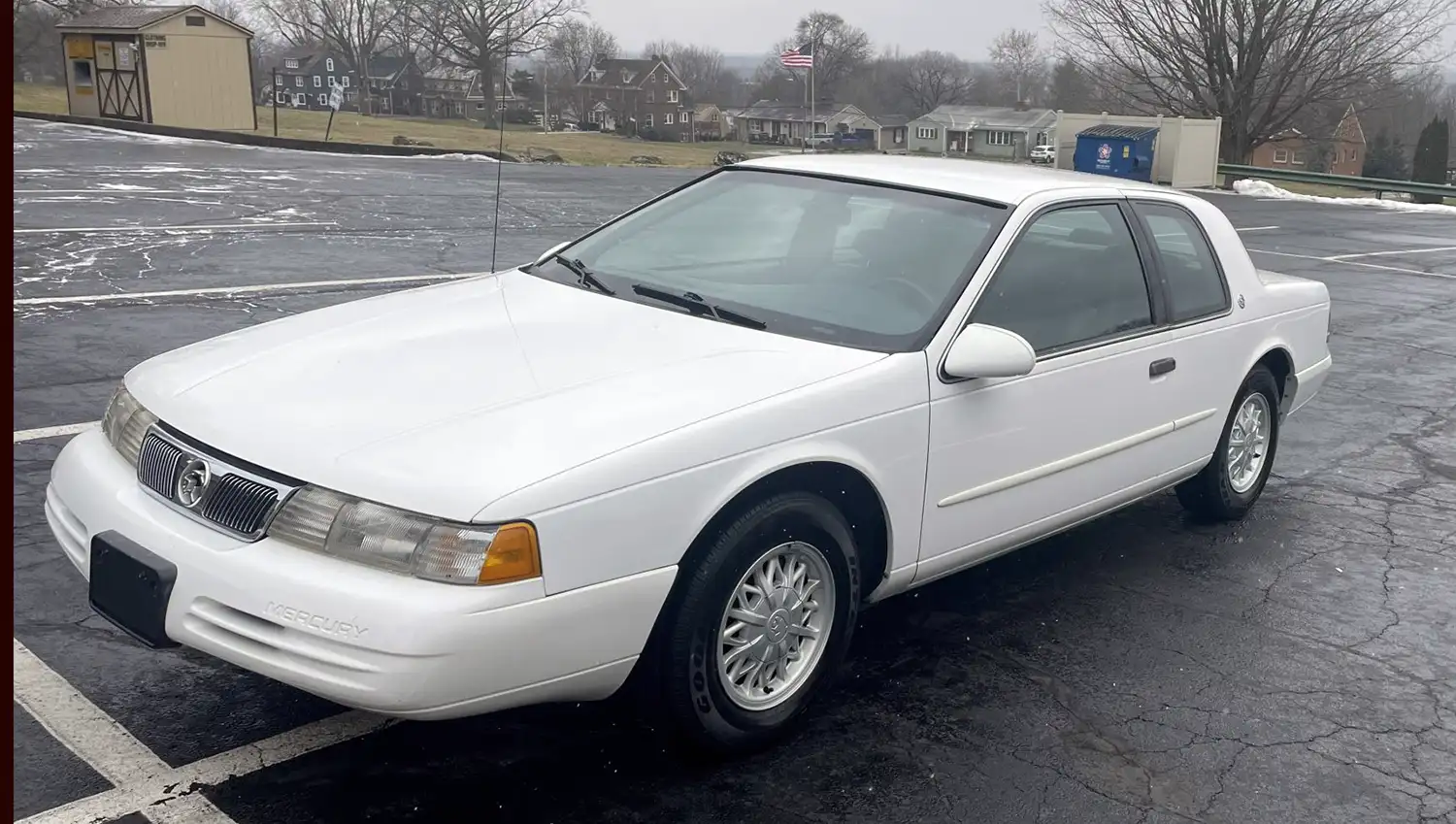 This 1994 Mercury Cougar: A Well-Preserved XR7 Ready to Enjoy