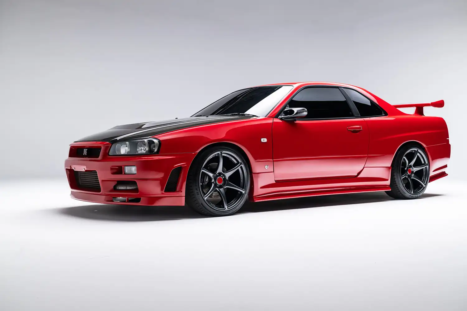 JDM Dream Machine: A 1998 Nissan Skyline R34 25GT Turbo