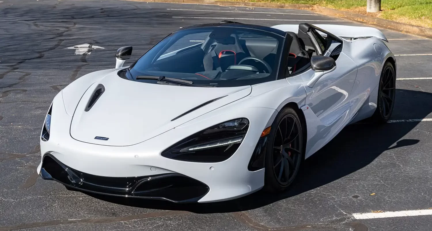 Arctic Arrow: A 2020 McLaren 720S Spider’s Pristine Performance