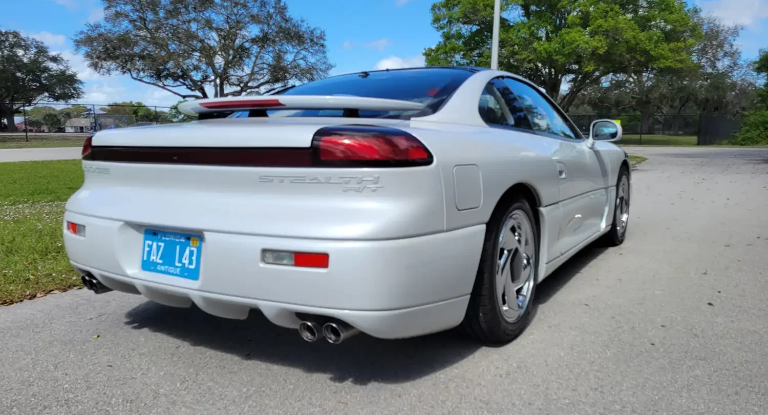 1994 Dodge Stealth R/T Turbo: Twin-Turbocharged Powerhouse with 6-Speed AWD