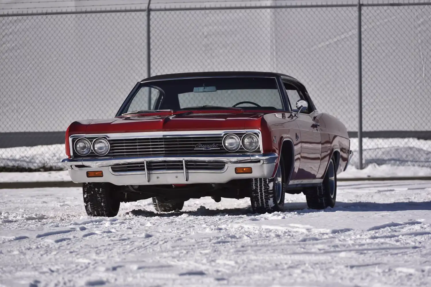 1966 Chevrolet Caprice Hardtop: Big Block Beauty – A Rare 4-Speed Find