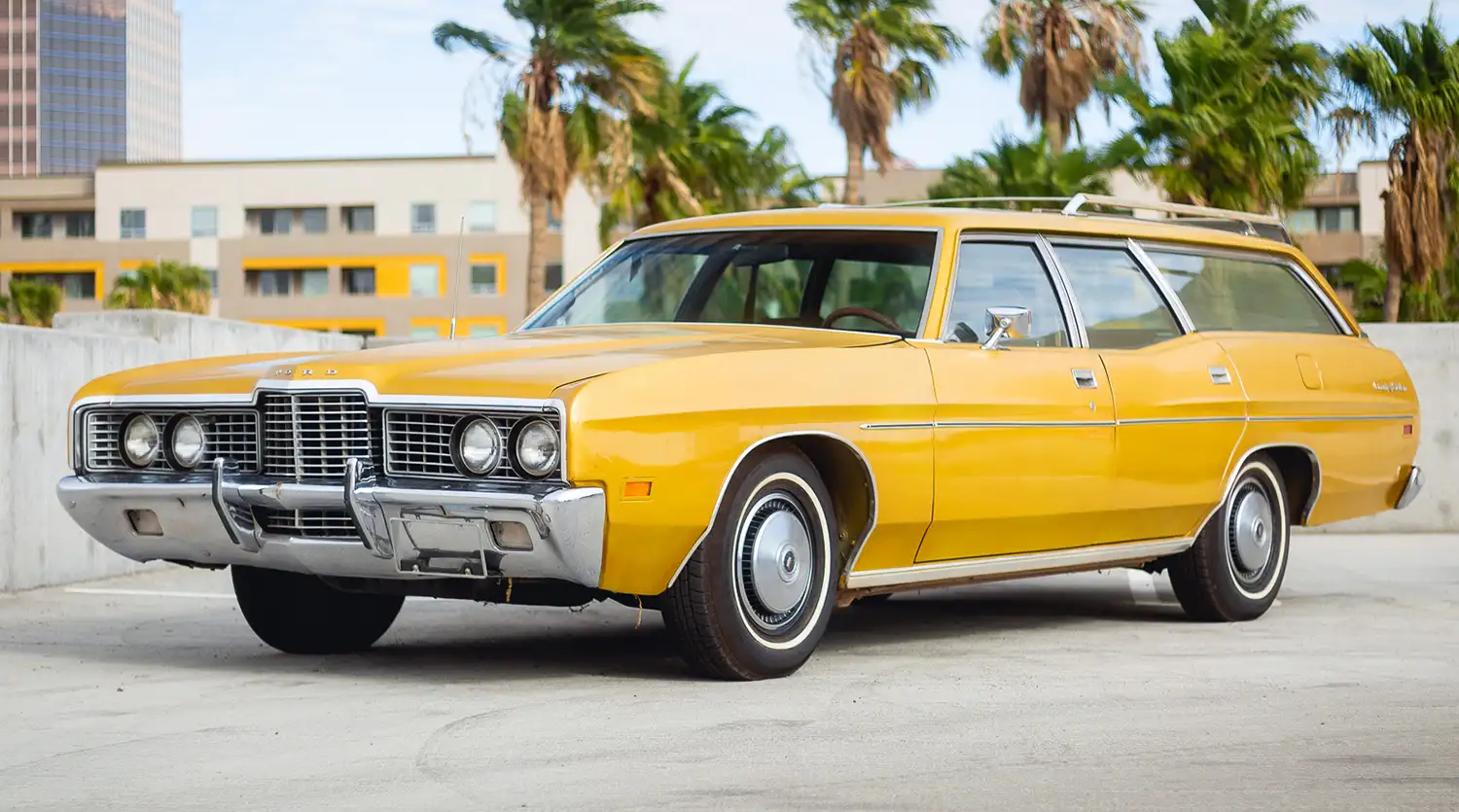 1972 Ford Galaxie 500 Country Sedan: Wanderlust in a Wagon’s Chronicle