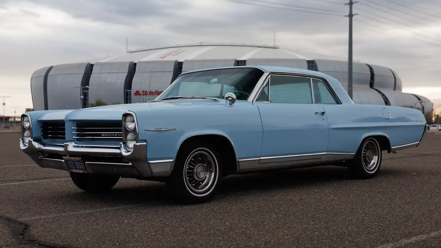 1964 Pontiac Bonneville Hardtop: Skyline Blue with 389ci V8 Power