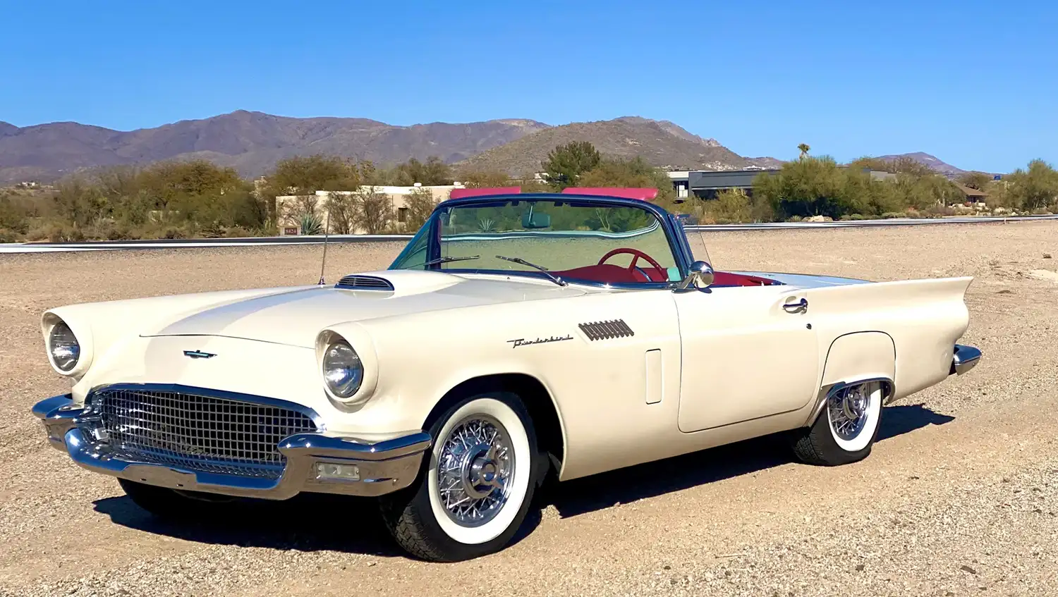 1957 Ford Thunderbird Convertible: White Beauty – Classic American Convertible