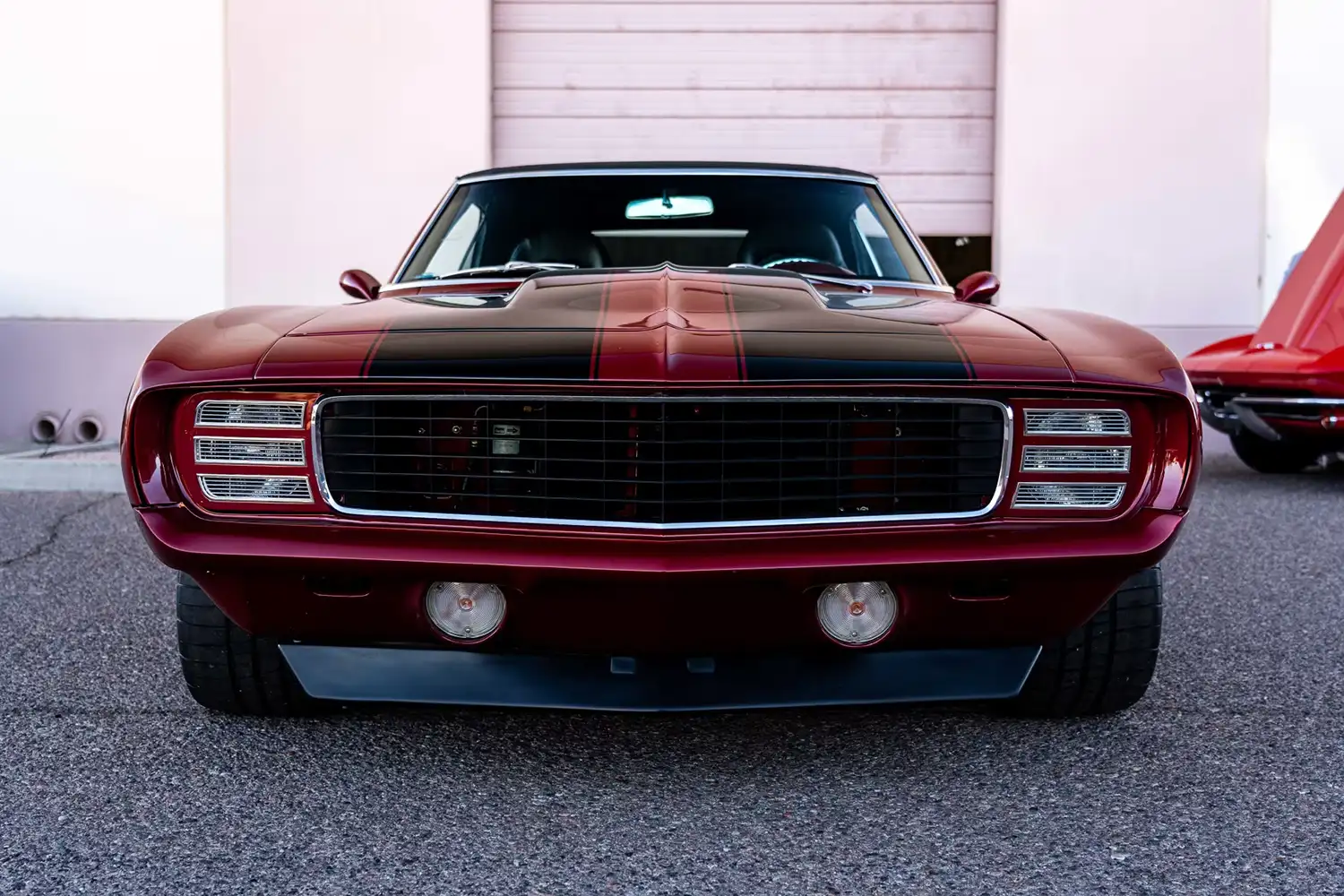 1969 Camaro RS/SS: Black Top Beauty – A Restomod Masterpiece