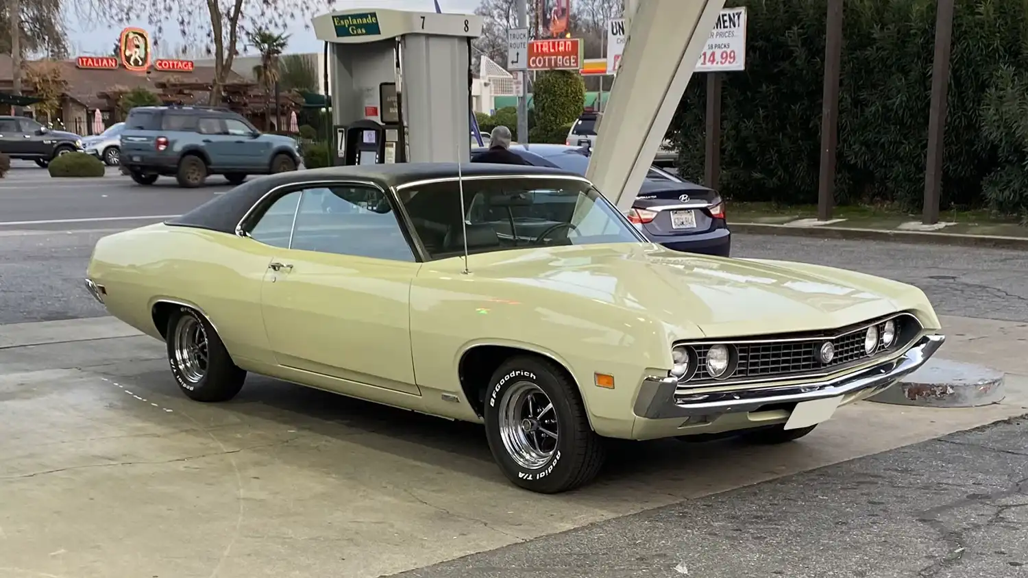 Lime Light: 1970 Ford Torino Brougham