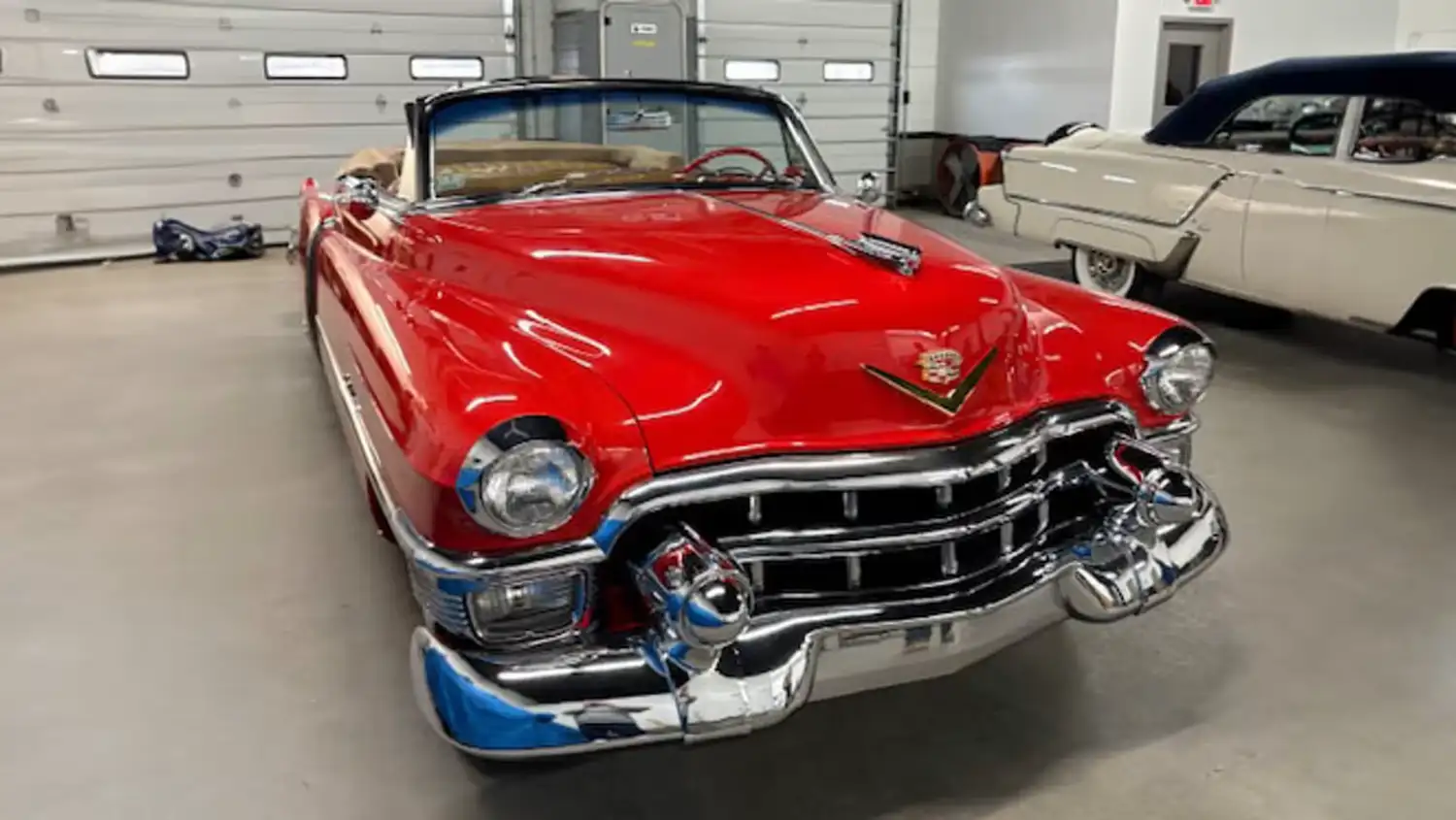 Classic Cadillac Elegance: A 1953 Series 62 Convertible Coupe