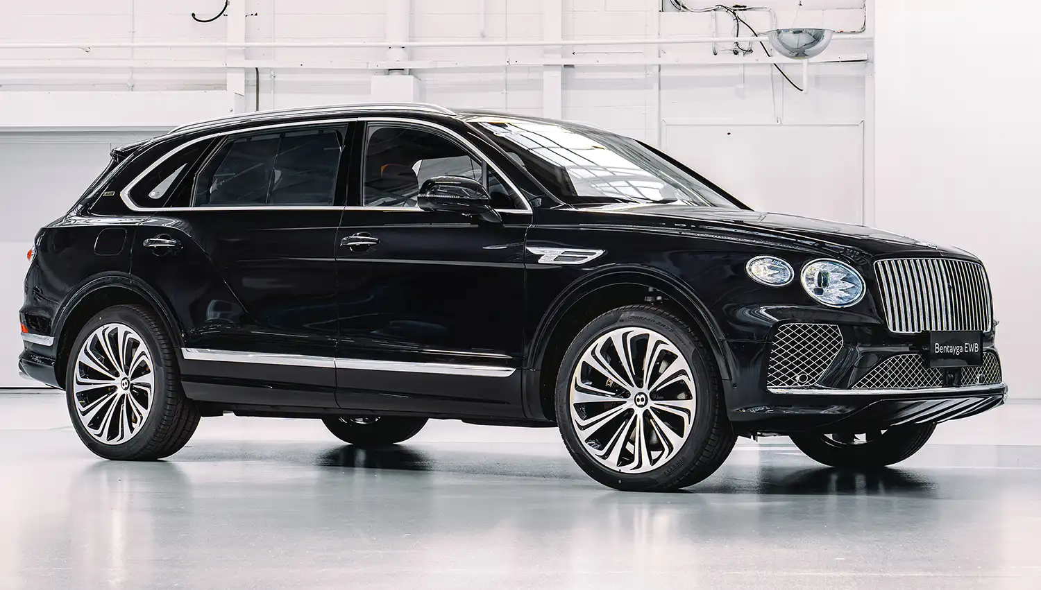 Bentley Mulliner’s “Inspired by China” Collection: A Fusion of Artistry and Elegance