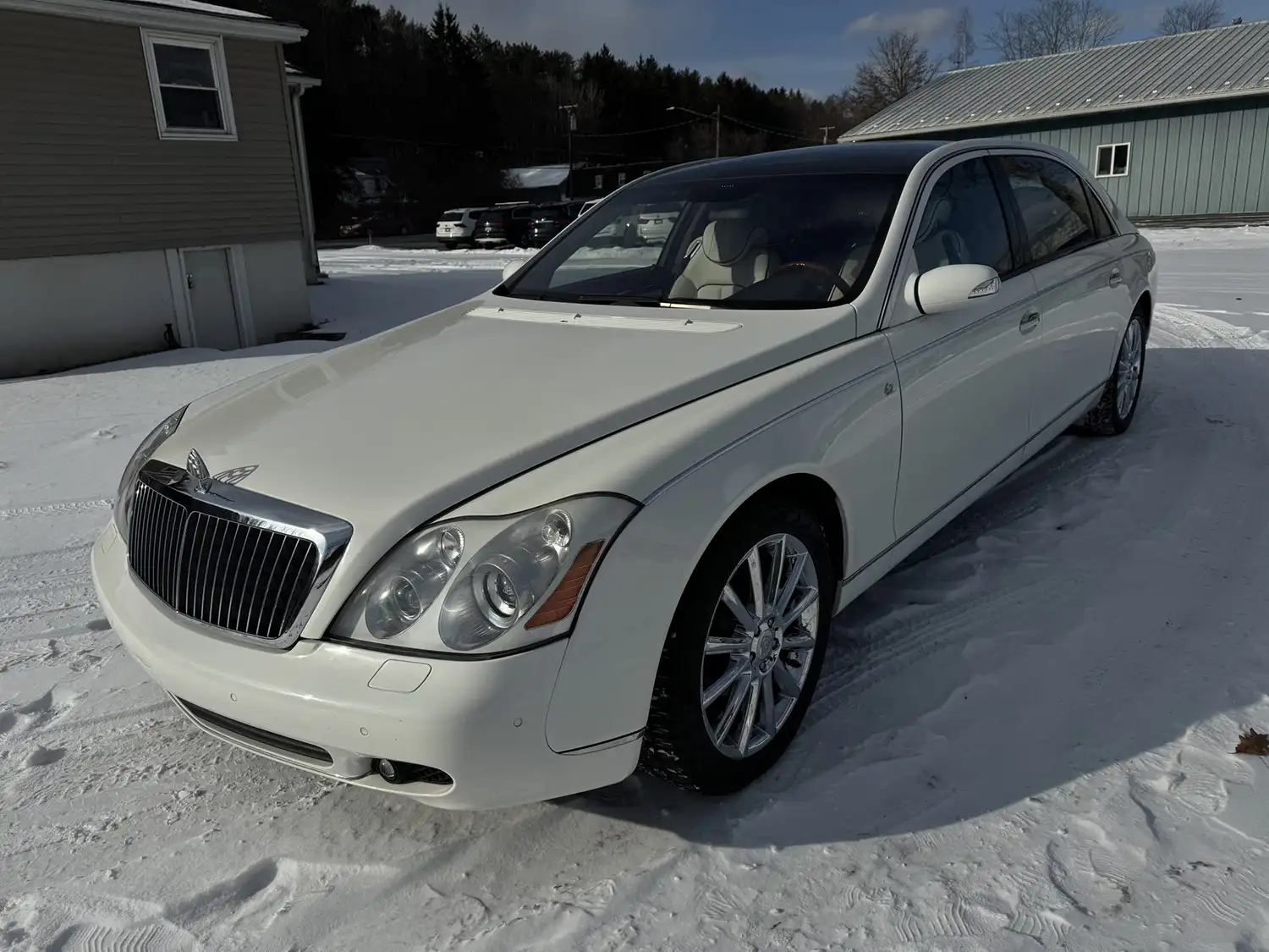 A Symphony in White: The 2009 Maybach 62 Experience