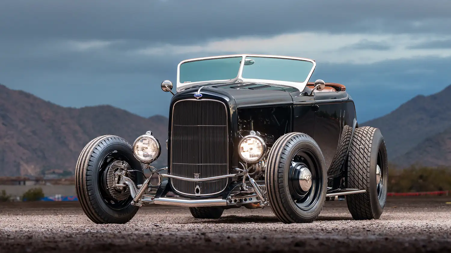 1932 Ford Roadster Highboy: Dean’s Dream – A Hemi-Powered Hot Rod