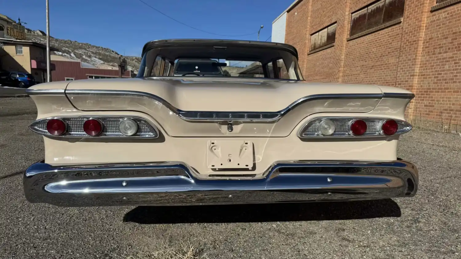 Vintage Voyage: 1959 Edsel Ranger Sedan, A Rolling Classic Legend