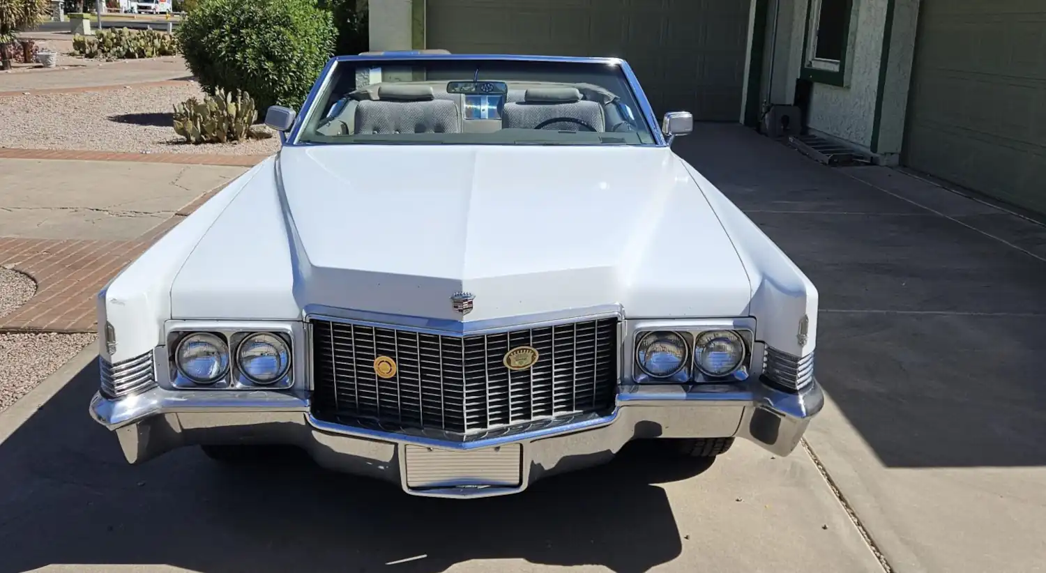 Cotillion Classic: The 1970 Cadillac DeVille Convertible, A 472 V8 Cruiser with Vintage Charm