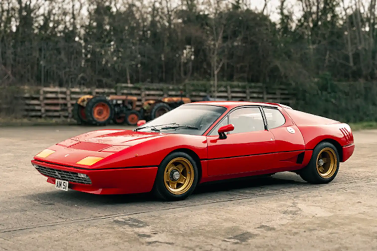 Rosso Revelation: The 1977 Ferrari 512 BB ‘Wide Body’, A Bespoke Masterpiece in Cambridgeshire Spotlight