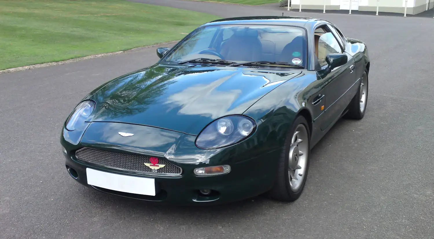 Elton John’s Aston Martin DB7: A Rocket Man’s Ride Up for Grabs