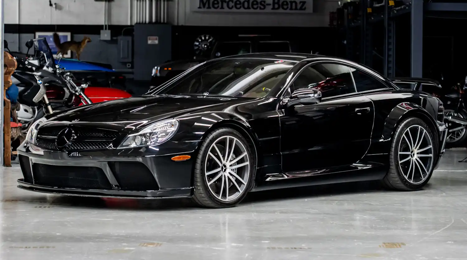 Black Beast Unleashed: The 2009 Mercedes-Benz SL 65 AMG Black Series Renntech R3