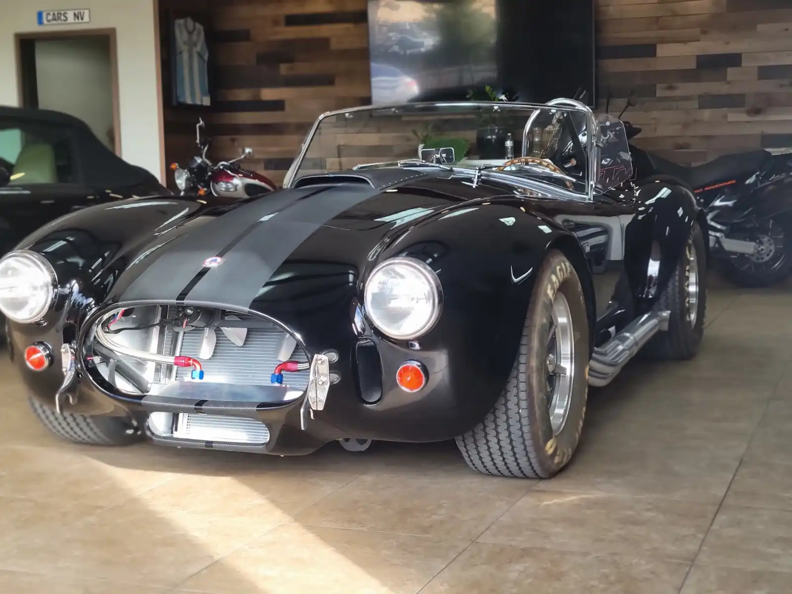 Shelby Cobra CSX6000: 427 Thunder, Black Venom, 5-Speed Strike