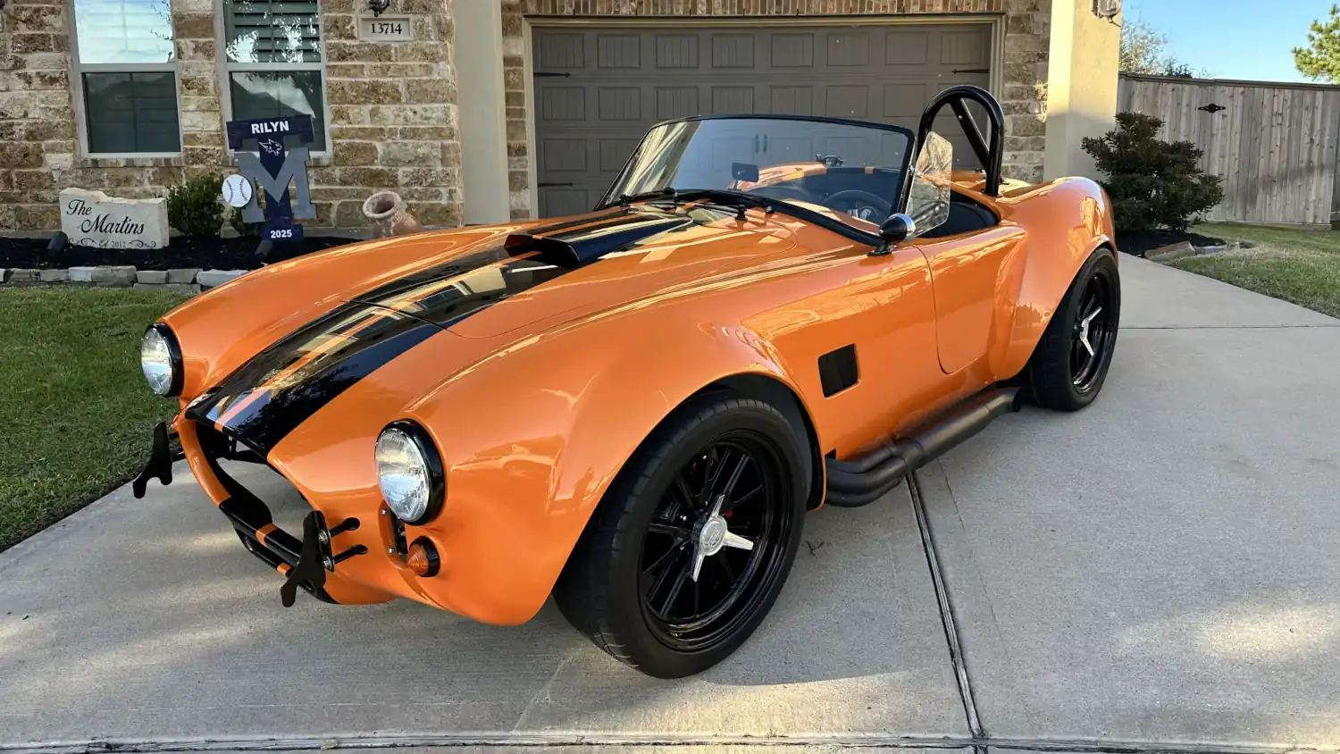 Orange Outlaw: A 1965 Shelby Cobra Replica, V8 Fury Unleashed