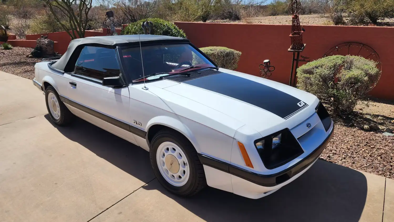 5.0 Sunset: 1986 Ford Mustang GT Convertible’s Top Down Ride