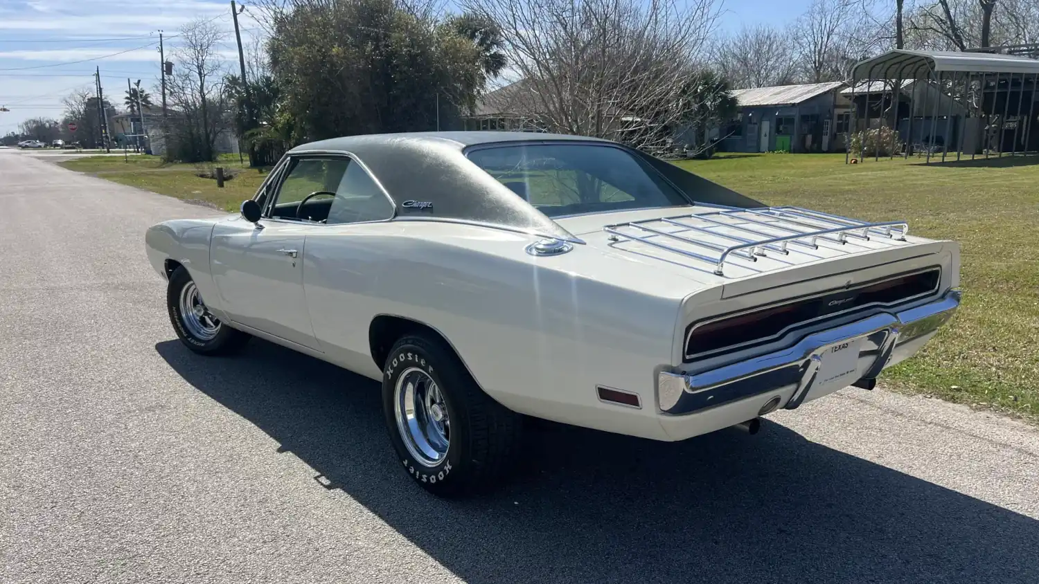 Magnum Majesty: 1970 Dodge Charger’s 383 Power Play