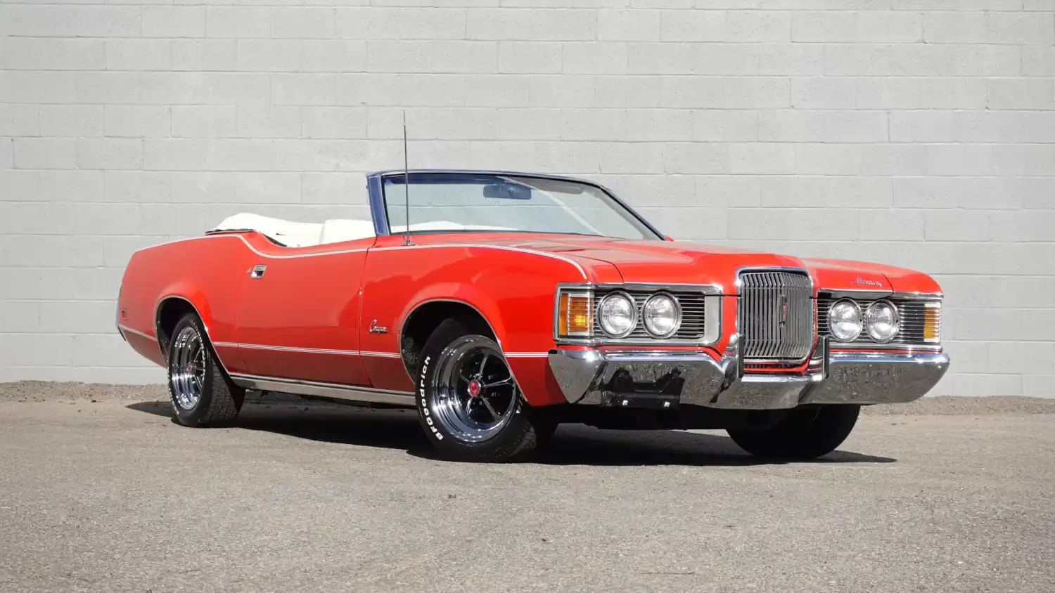 Open-Air Muscle: 1971 Mercury Cougar, A 351 Powered Convertible with New Top