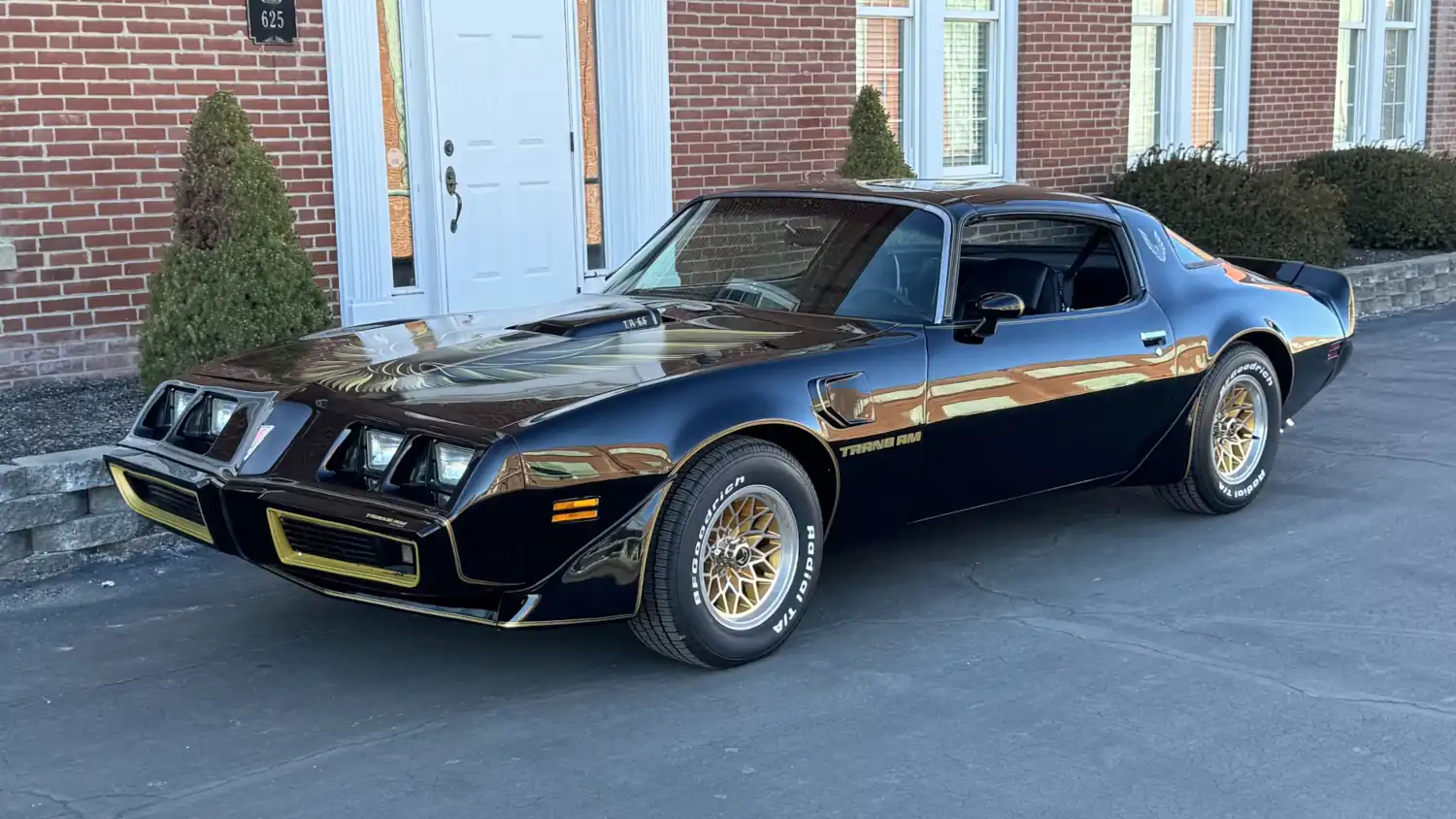 Midnight Muscle: A ’79 Trans Am, T-Top Thunder Returns