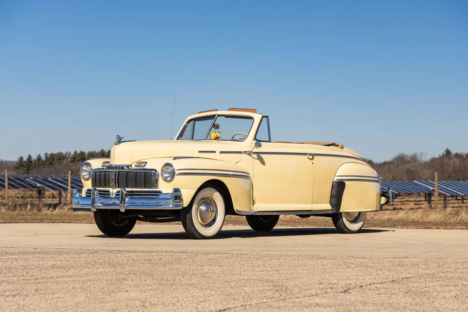 Golden Glide: 1948 Mercury Convertible, Flathead V8, Columbia Overdrive Classic