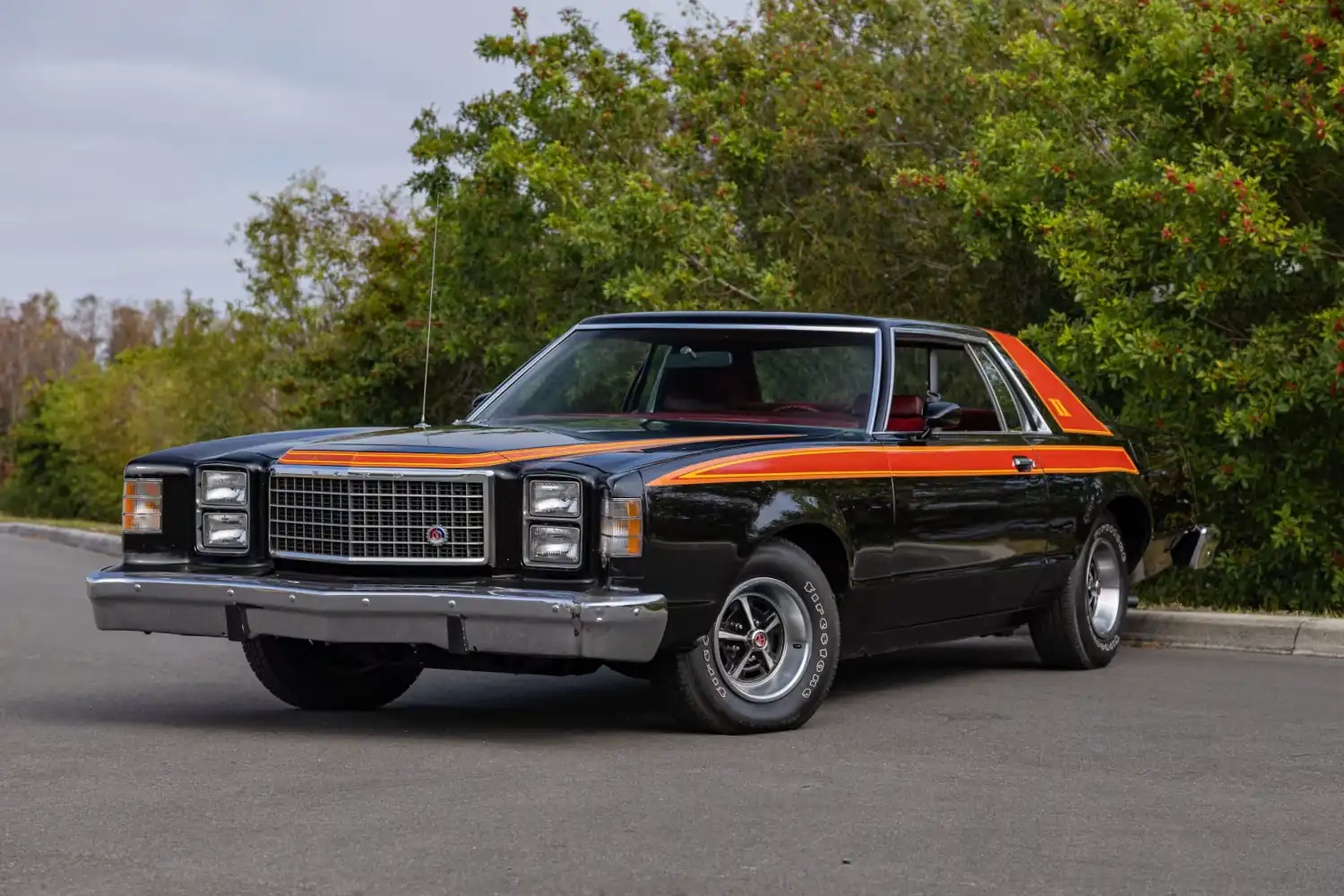 Late Seventies Luxury: 1979 Ford LTD II’s Sports Appearance Appeal