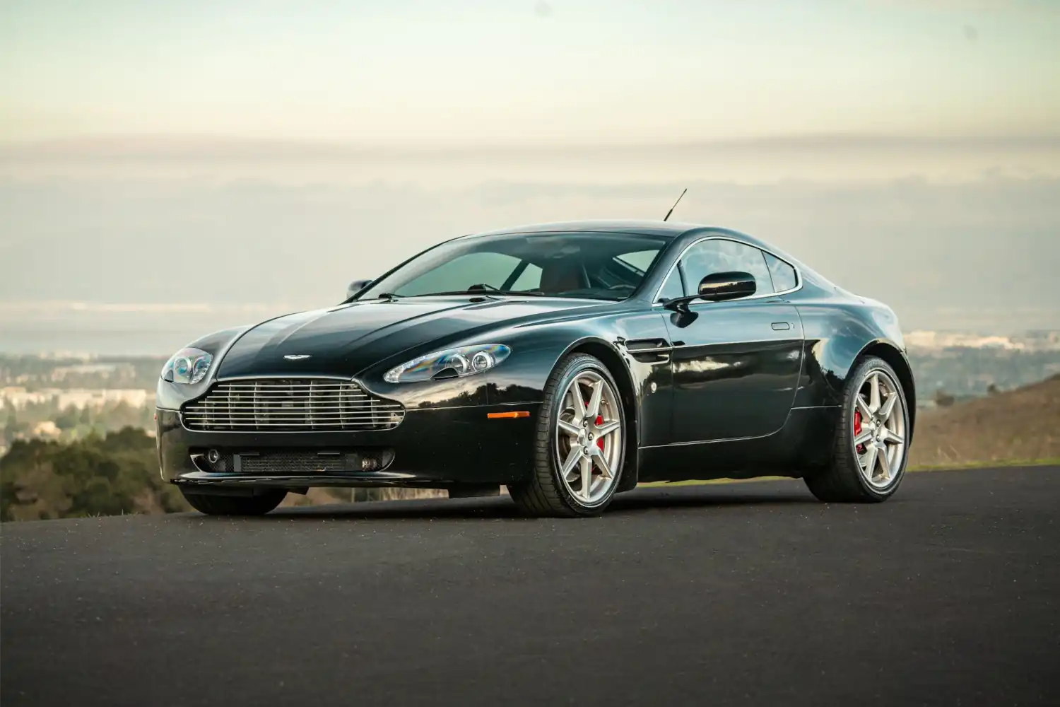 Vantage Velocity: 2007 Aston Martin, A Manual Transmission Masterpiece