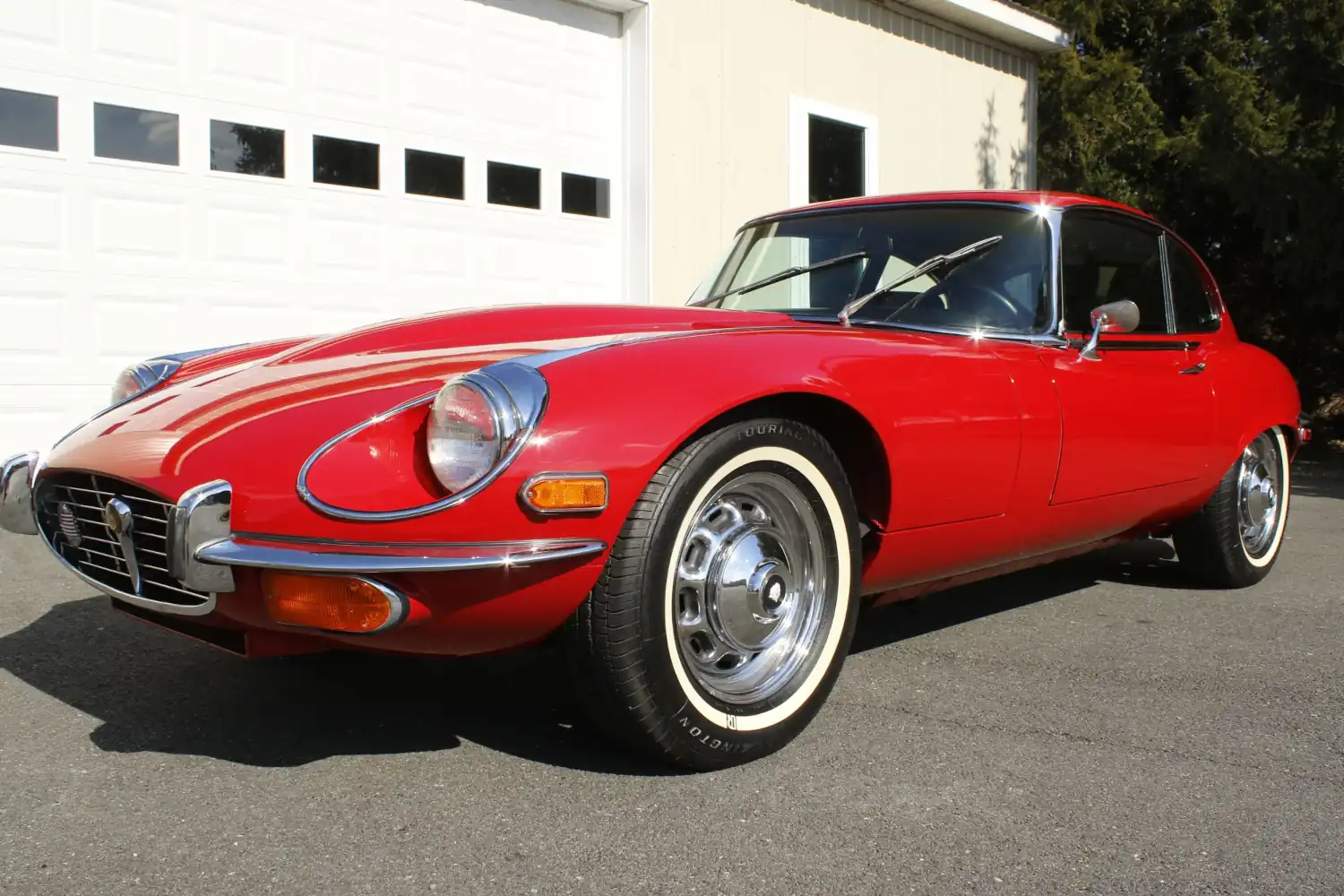 Red Renaissance: A 1971 Jaguar E-Type Series III 2+2, V12 Elegance Reborn