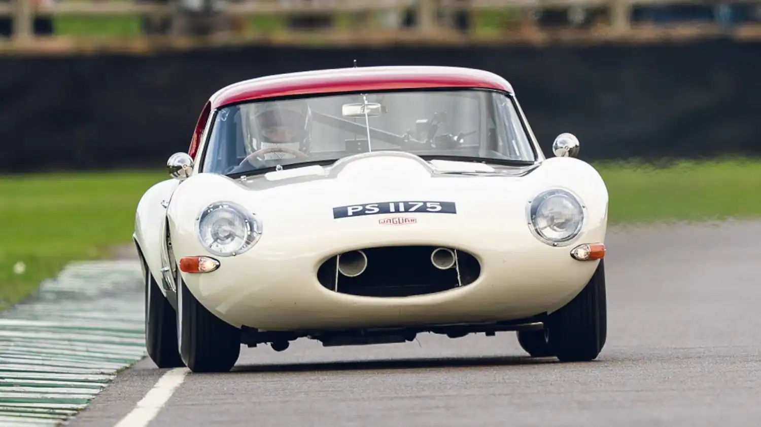 1962 Jaguar E-Type: Button’s Personal Pursuit at Goodwood Revival