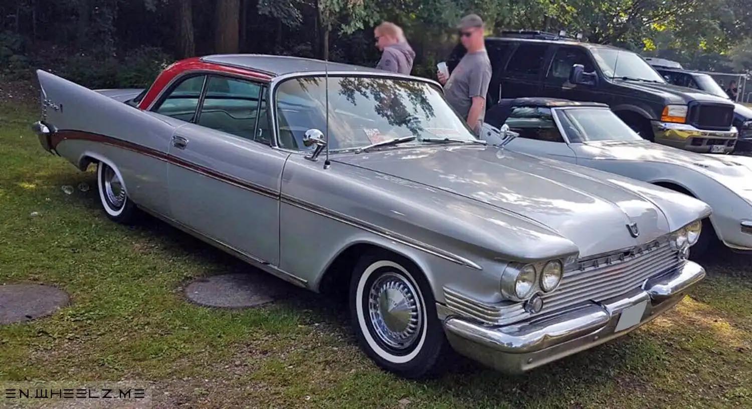 1959 Chrysler Saratoga