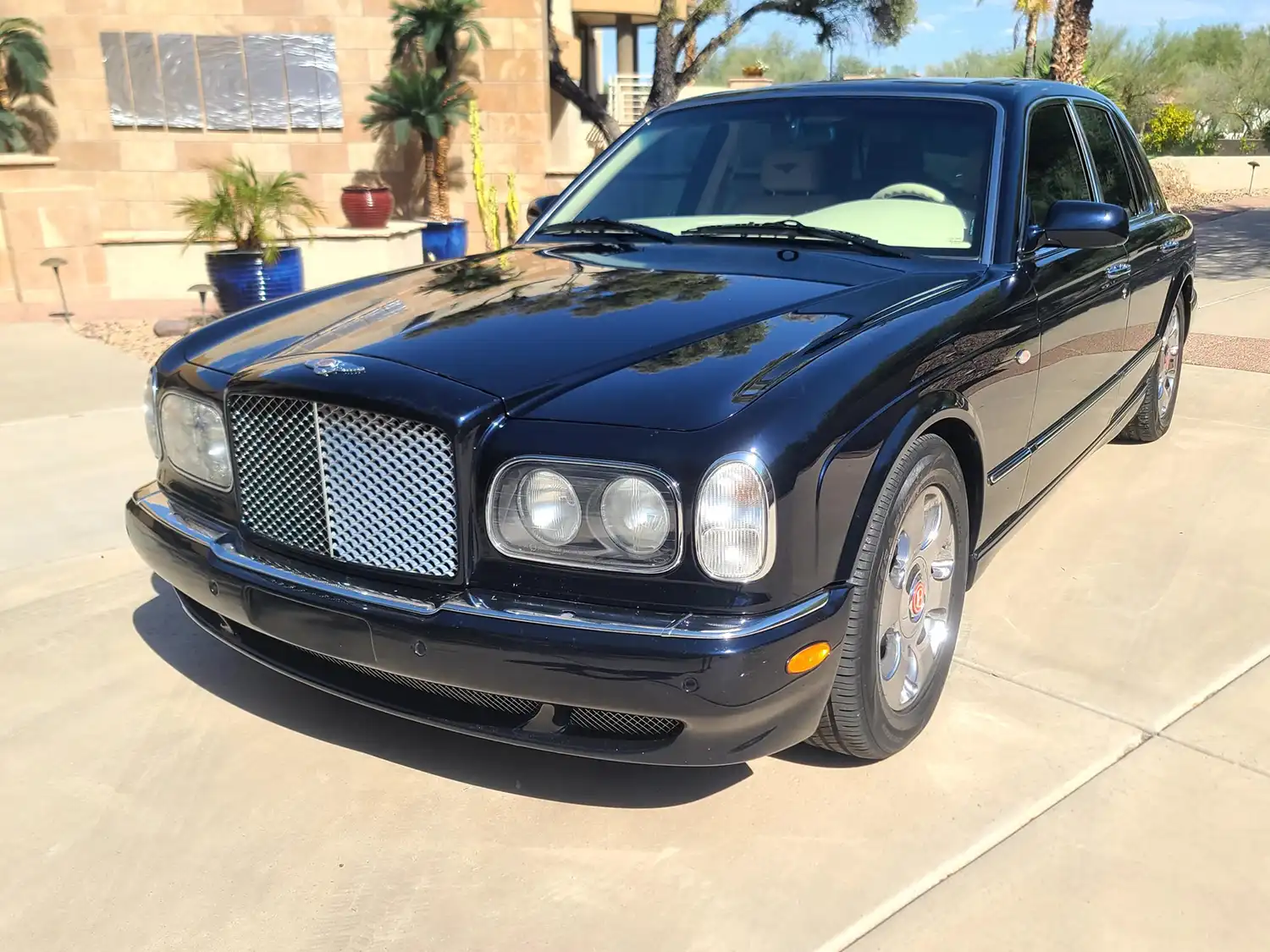 Low-Mileage Luxury: 2003 Bentley Arnage R with Twin-Turbo V8 Power