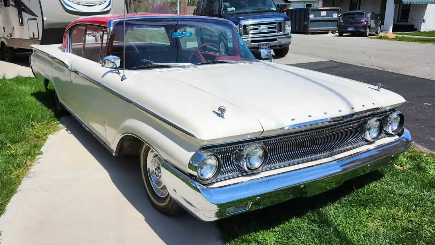 1960 Mercury Monterey Hardtop: A Classic American Cruiser