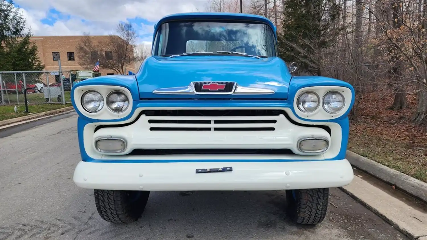 1958 Chevrolet Apache NAPCO 4×4: Rugged Classic Performance