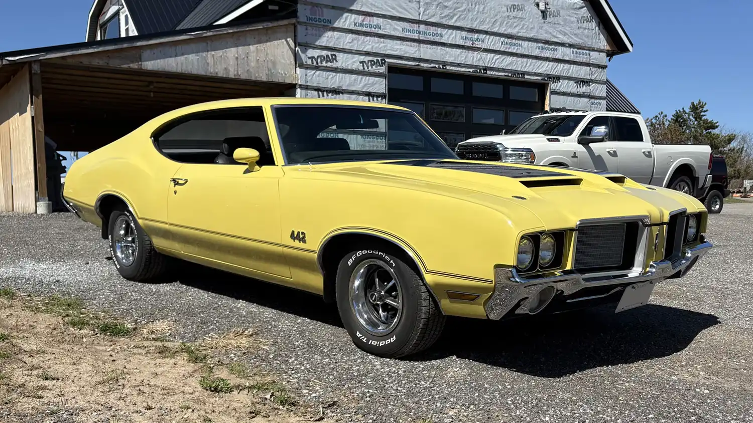 Iconic Muscle: 1972 Oldsmobile Cutlass 442 V8 Coupe Iconic Muscle: 1972 Oldsmobile Cutlass 442 V8 Coupe