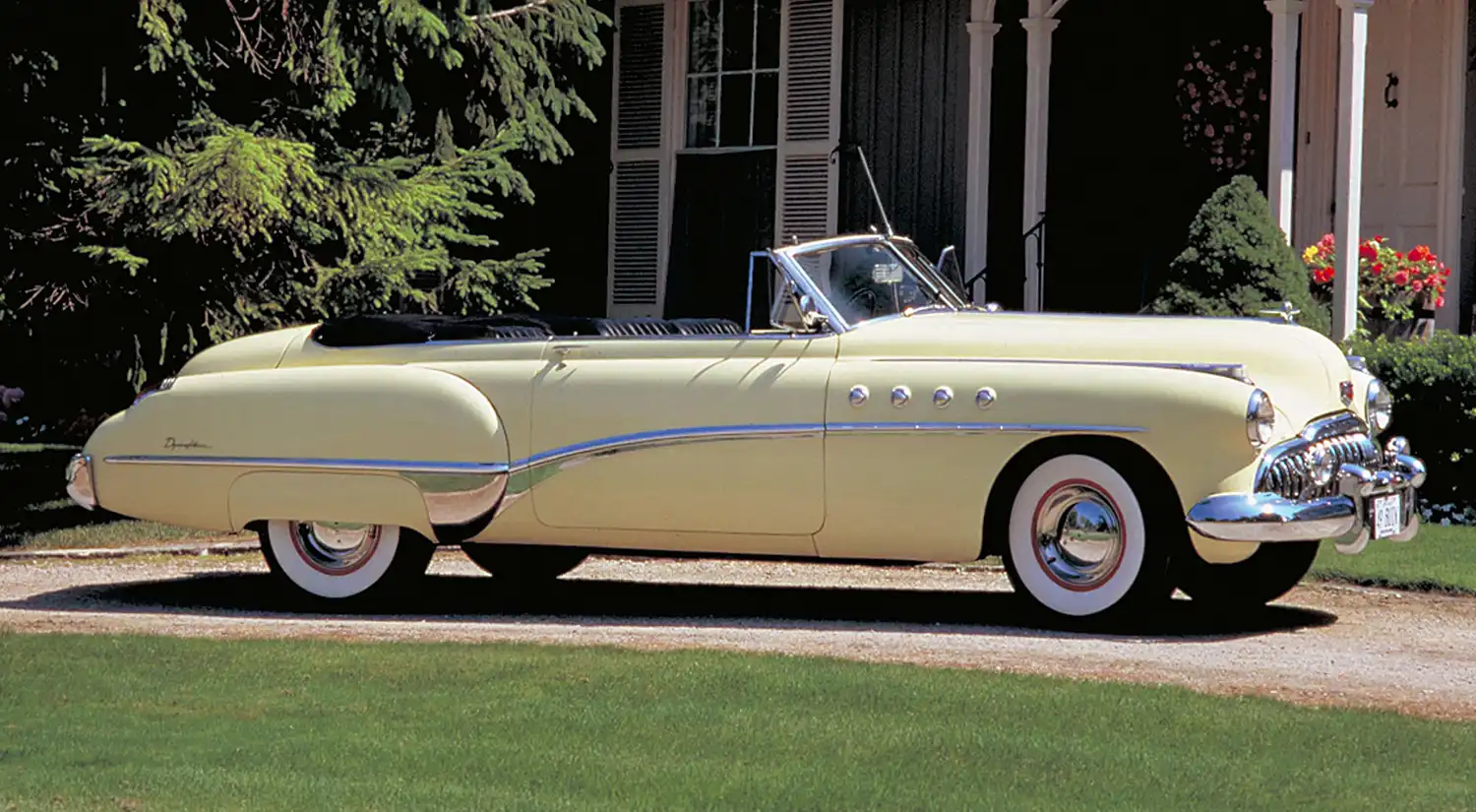 The Stylish Grandeur of the 1949 Buick Roadmaster Riviera Convertible