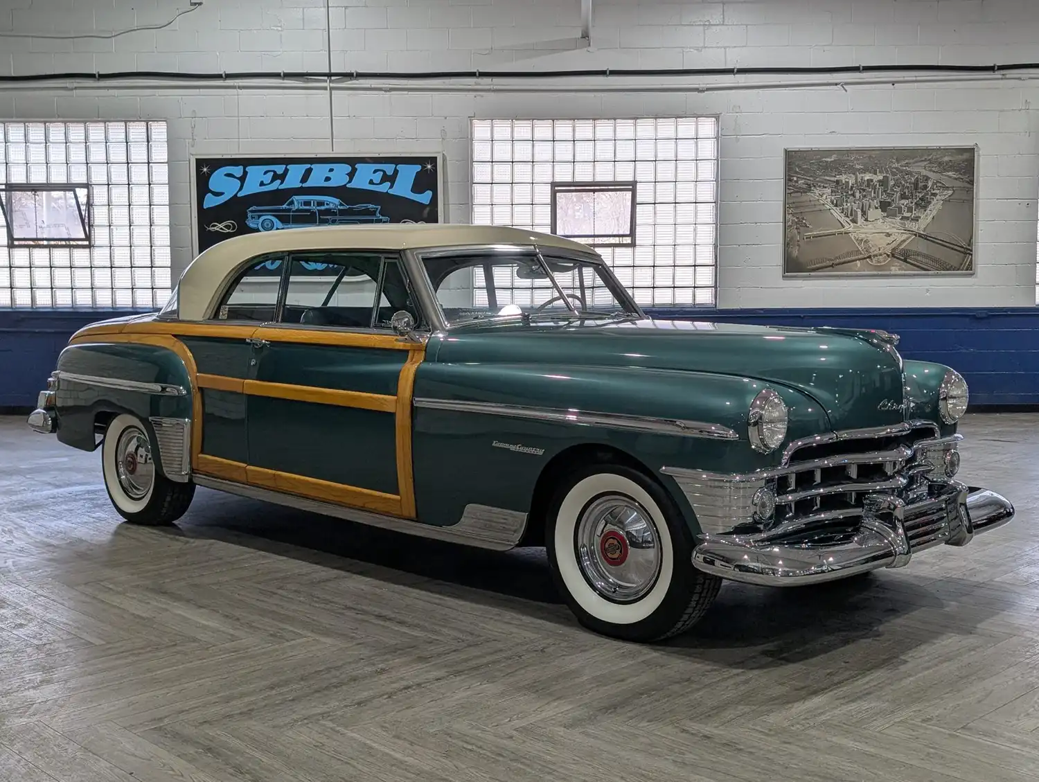 Rare Wood-Trim Elegance: The 1950 Chrysler Town & Country Newport