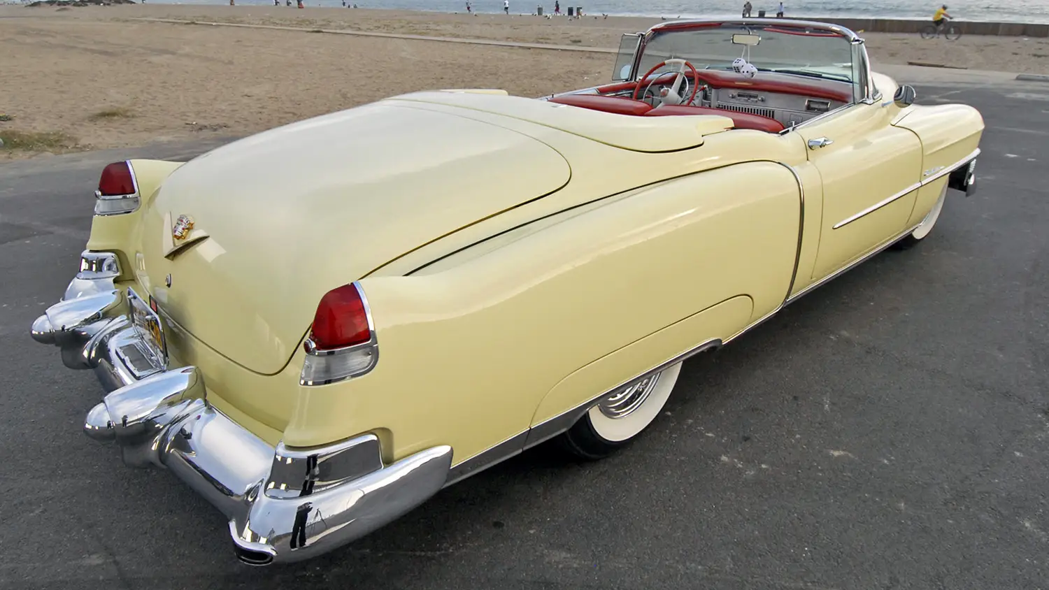 1953 Cadillac Eldorado Convertible: The Dawn of Automotive Glamour