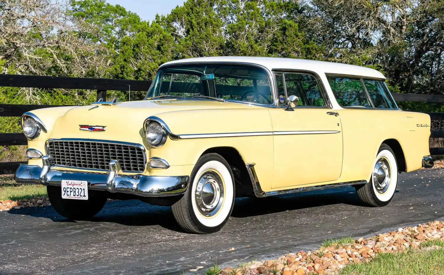 Smokey’s Touch: The Unique 1955 Chevrolet Bel Air Nomad with Dual-Quad Power