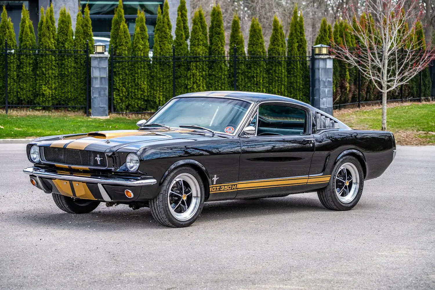 1965 Ford Mustang Fastback Restomod