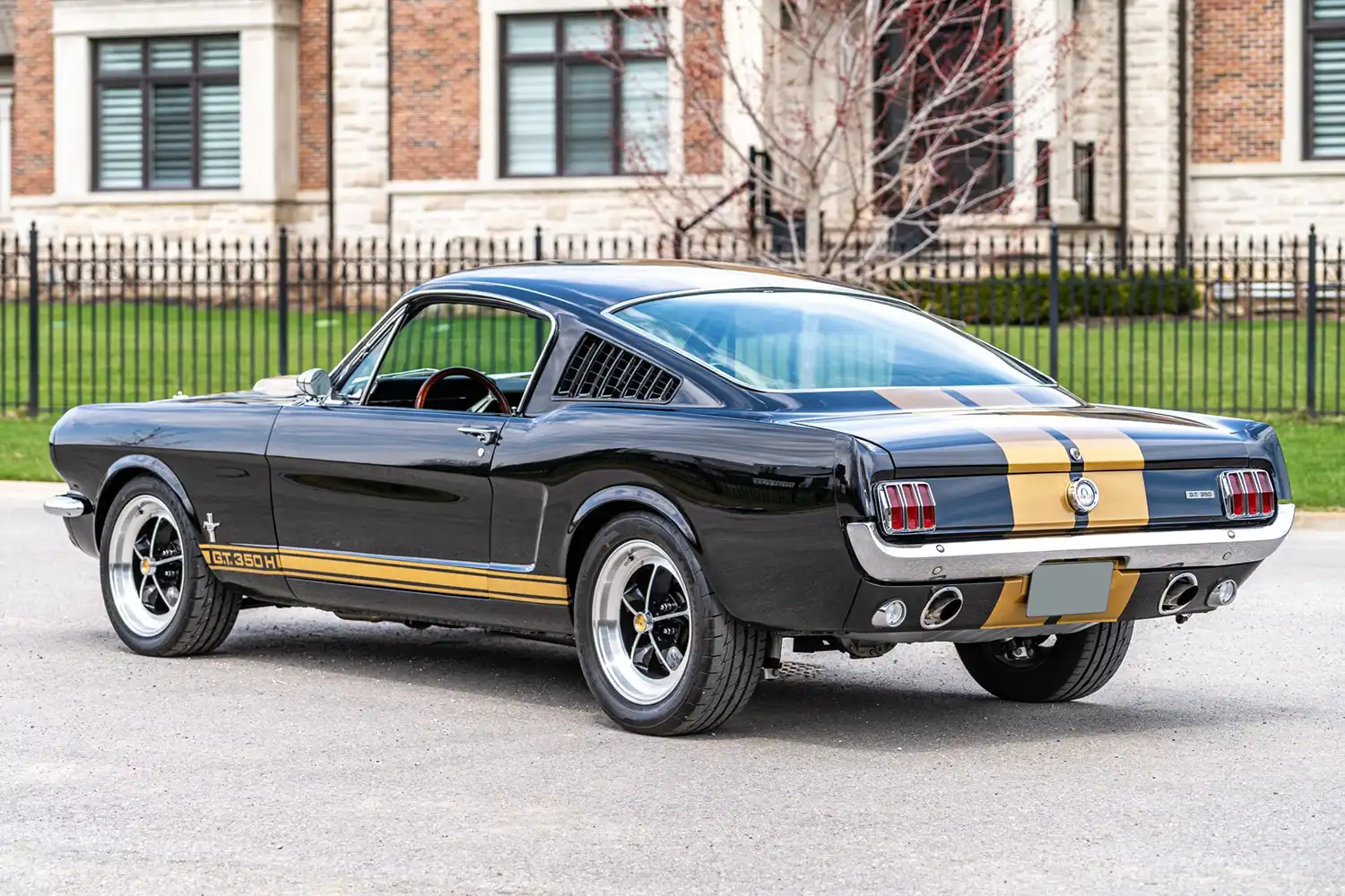1965 Ford Mustang Fastback Restomod