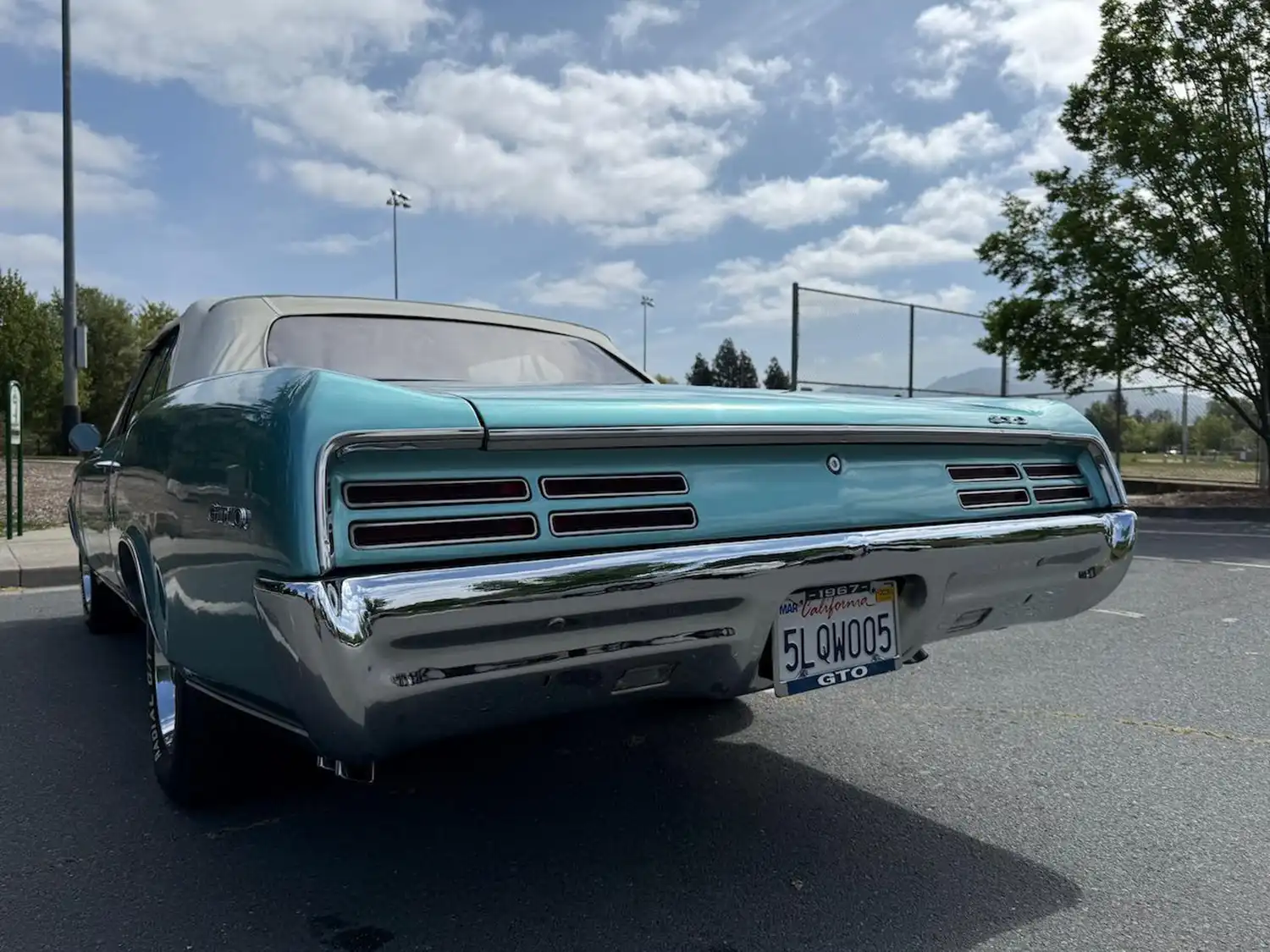 Gulf Turquoise Thunder: 1967 Pontiac GTO Convertible with 455 Power