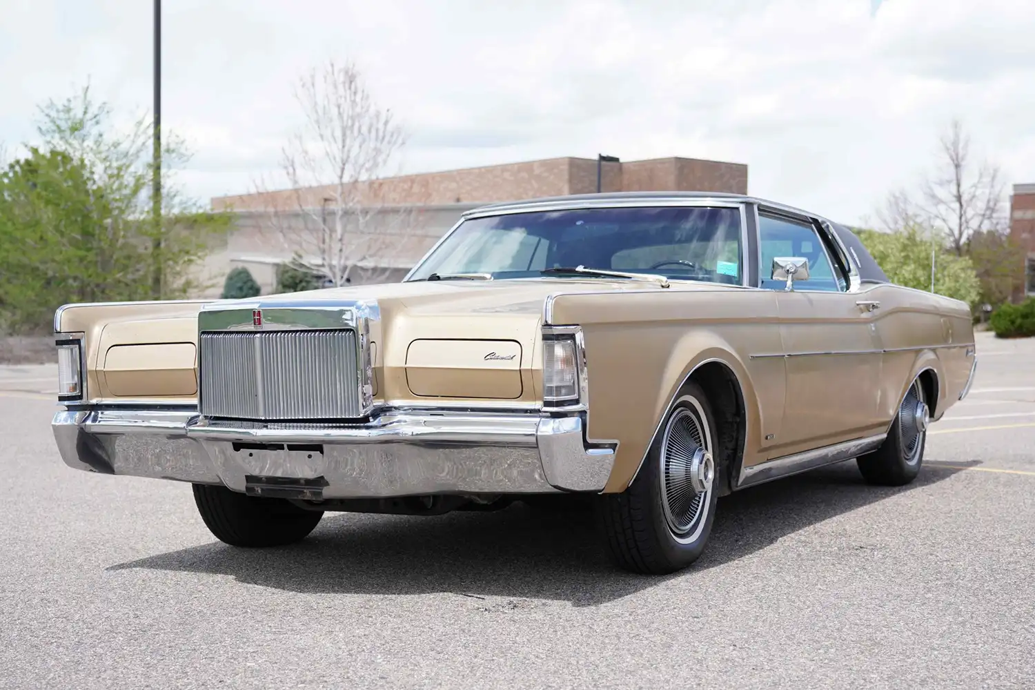 Golden Era Cruiser: The 1969 Lincoln Continental Mark III