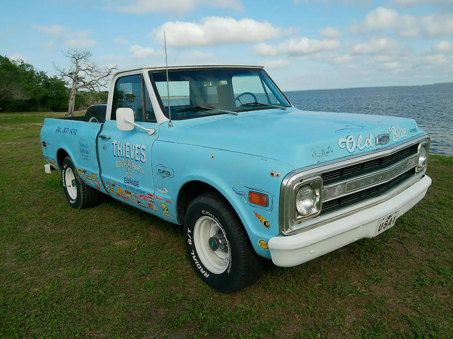 Riding in Style: The Customized 1970 Chevrolet C10 Pickup