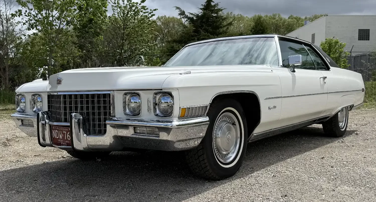 Cotillion White Elegance: 1971 Cadillac Coupe DeVille for Sale