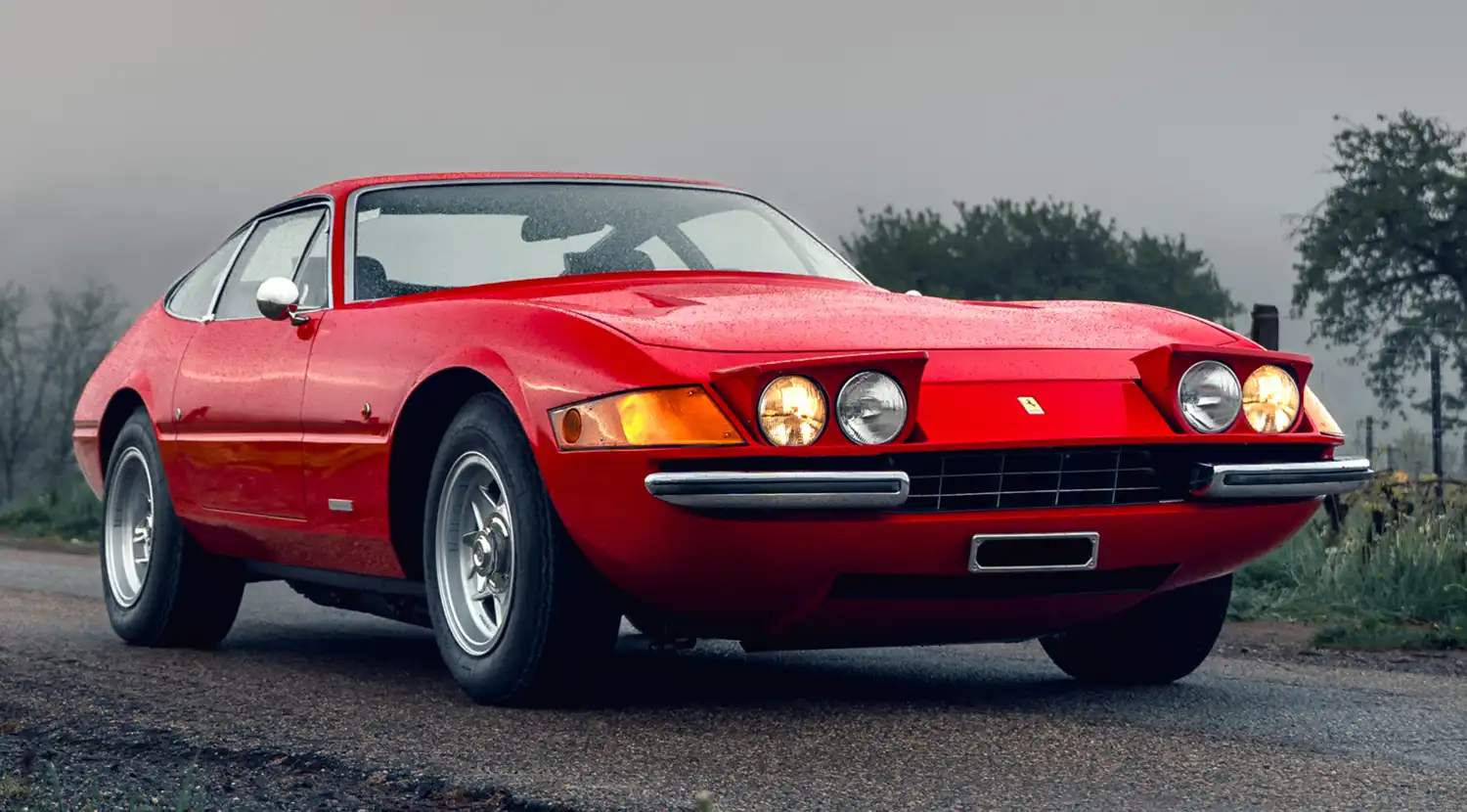 1972 Ferrari 365 GTB/4 Daytona: Rosso Chiaro Grand Tourer