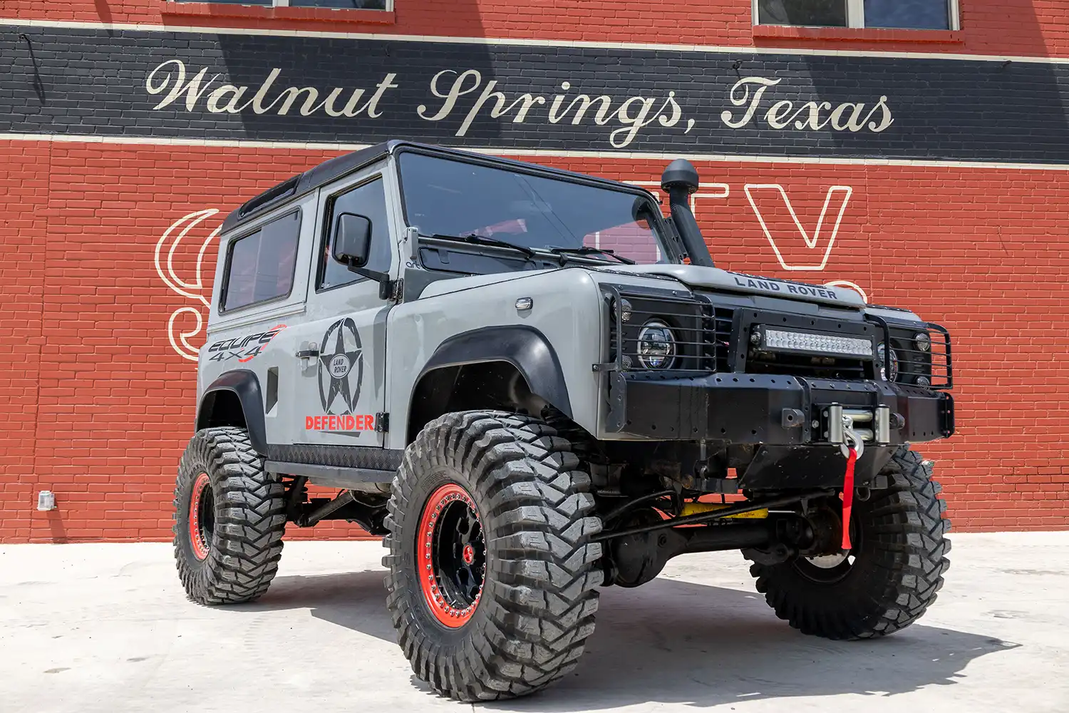 1987 Land Rover 90: Turbo Diesel Power and Off-Road Ready
