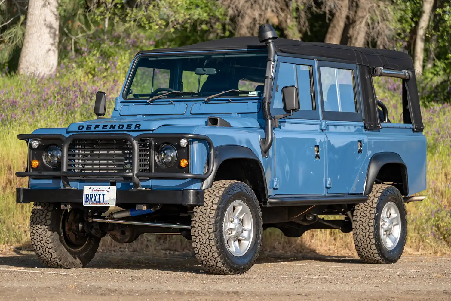 1988 Land Rover 110 200Tdi 5-Speed Restomod in Cavalry Blue