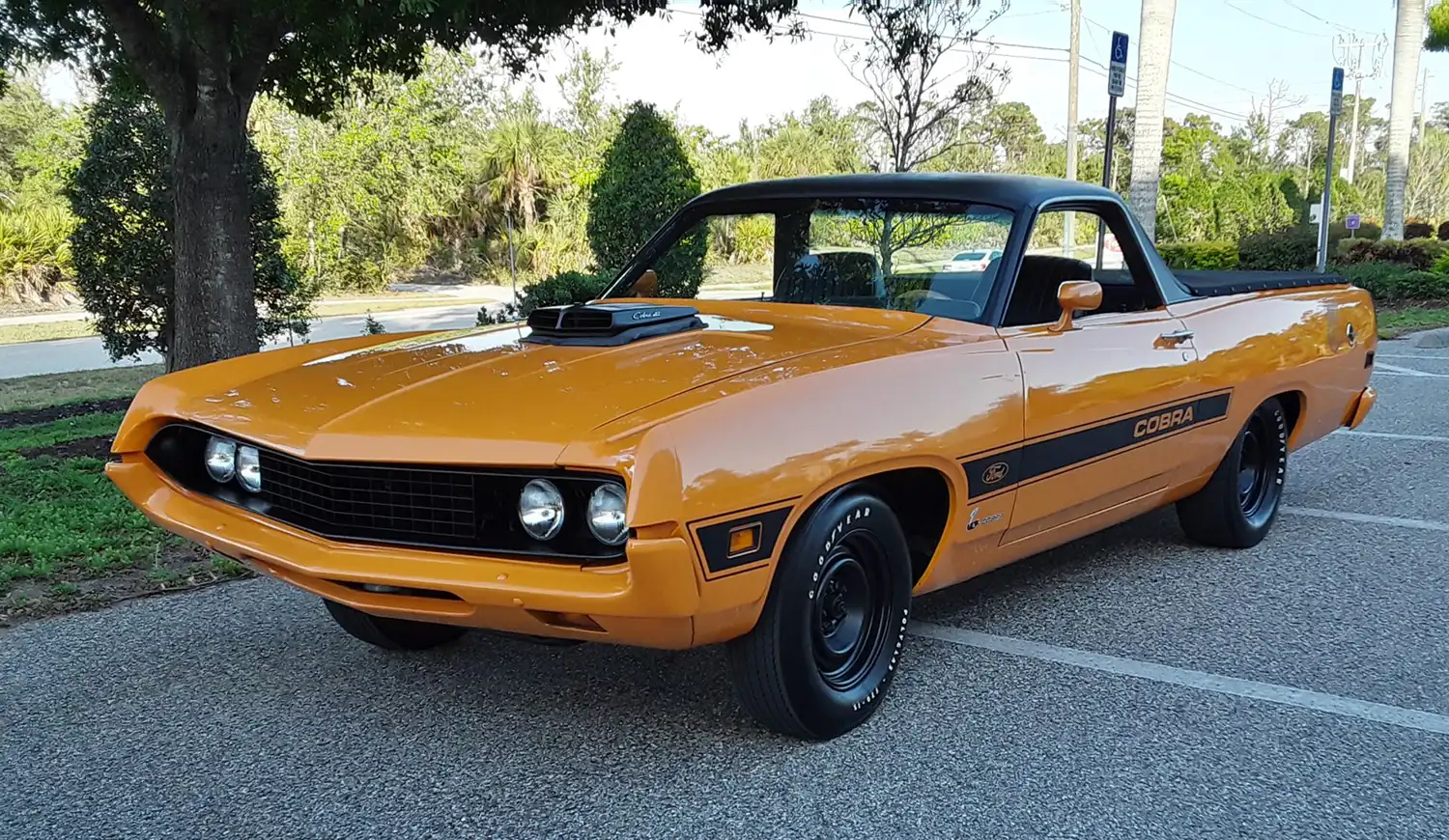 1971 Ford Ranchero Twister Cobra Tribute with 351ci V8 in Grabber Orange