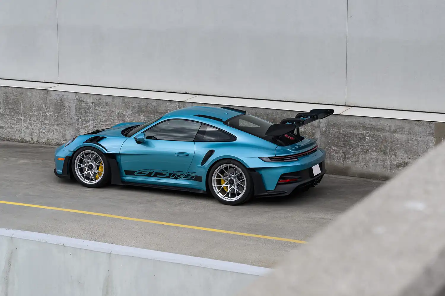 Paint-to-Sample Perfection: The 2024 Porsche 911 GT3 RS